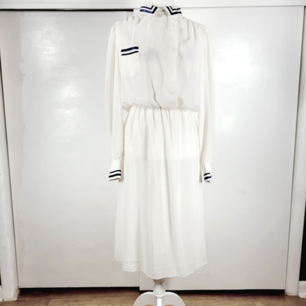 Vintage White Flowing Long Sleeve Chiffon Maxi Dress